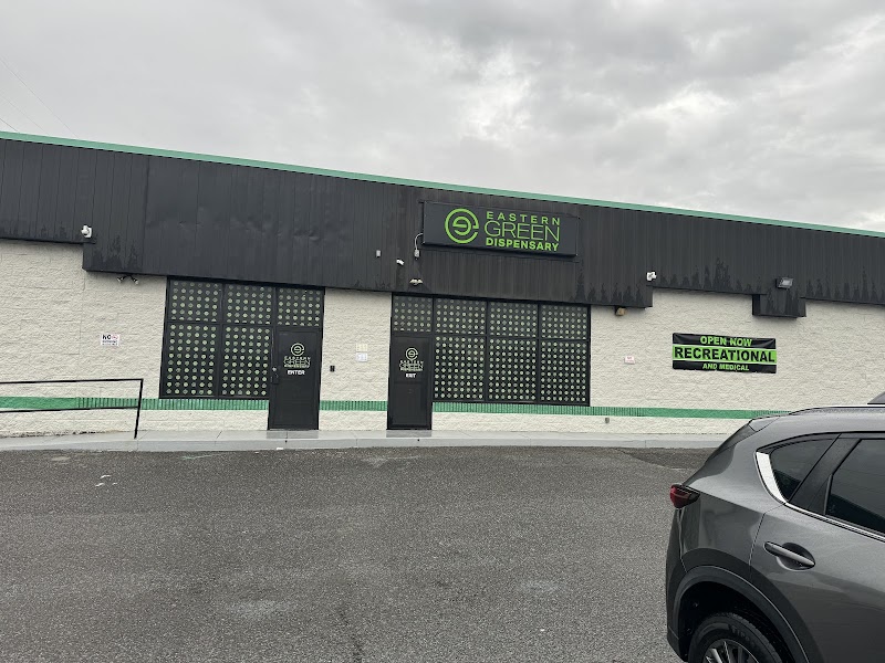 Eastern Green Voorhees logo