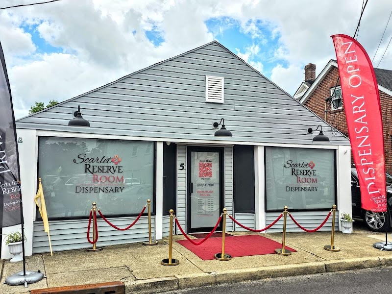 Scarlet Reserve Room logo