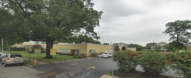 The Green Labs LLC logo